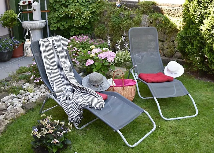 Bed & Breakfast Ravnik 3*