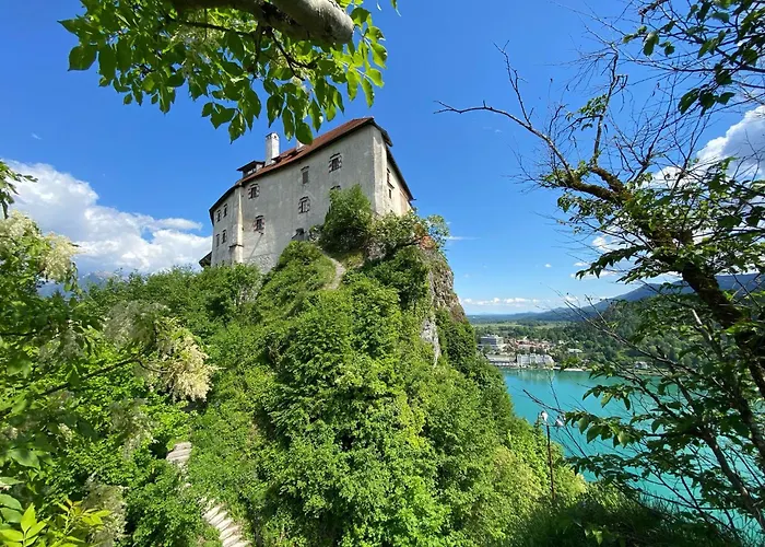 Ravnik Alojamento de Acomodação e Pequeno-almoço